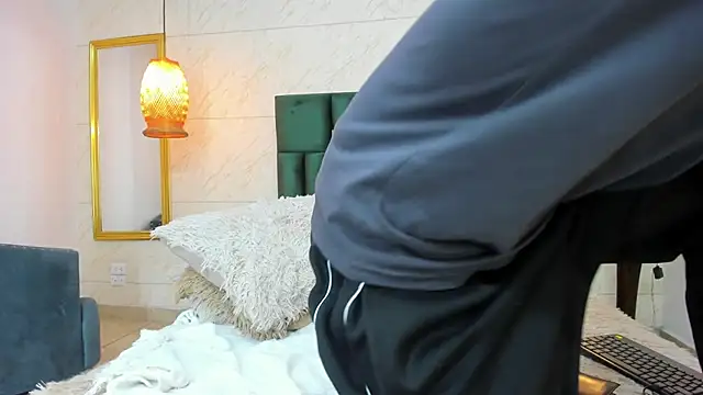 Levy Steve online show from September 12, 2025, 3:28 am