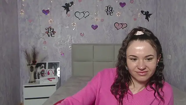 KaraCriegs online show from March 2, 2025, 9:54 pm