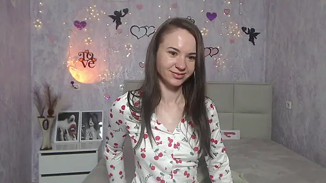 KaraCriegs online show from March 7, 2025, 9:48 pm