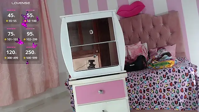 zaleya mateus online show from November 13, 2025, 1:04 am