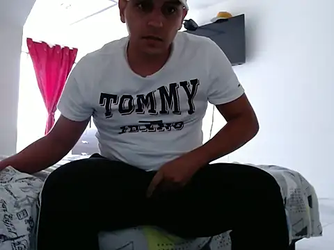 Snapshot of Bamban1419_ chatting on September 13, 2025, 2:39 pm Bamban1419 online show from September 13, 2025, 2:39 pm