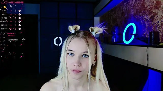 Snapshot of ShhhO_O chatting on December 26, 2024, 10:59 am ShhhO O online show from December 26, 2024, 10:59 am