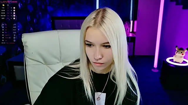 Snapshot of ShhhO_O chatting on September 28, 2025, 10:31 am ShhhO O online show from September 28, 2025, 10:31 am