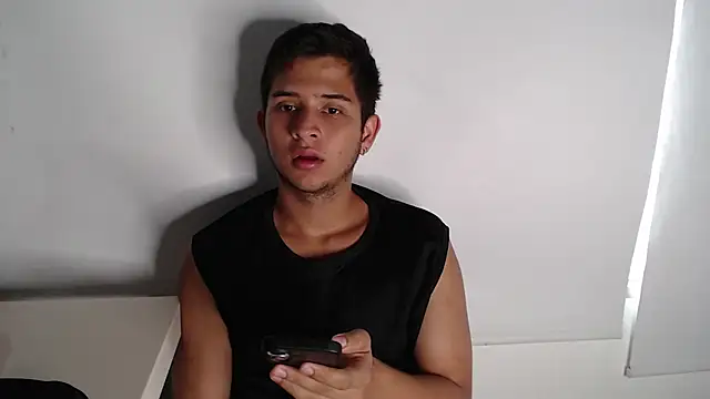 Snapshot of harold_18_ chatting on November 21, 2025, 6:39 pm harold 18 online show from November 21, 2025, 6:39 pm