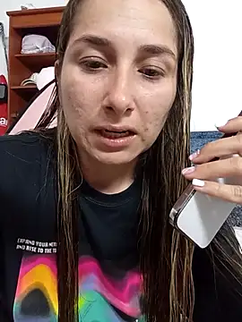 Snapshot of Iris_love18 chatting on November 10, 2025, 11:37 pm Iris love18 online show from November 10, 2025, 11:37 pm