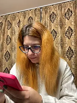 NadiraNoor online show from January 21, 2025, 6:12 pm