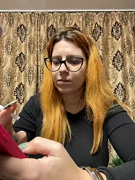 NadiraNoor online show from January 25, 2025, 10:18 pm