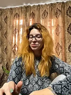 NadiraNoor online show from January 26, 2025, 9:29 am