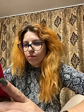 NadiraNoor online show from January 26, 2025, 9:40 pm