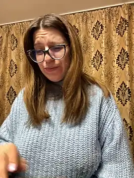 NadiraNoor online show from March 19, 2025, 1:32 am