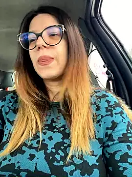 NadiraNoor online show from January 8, 2026, 10:06 am