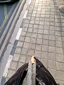 Snapshot of Ina_HotX chatting on December 2, 2024, 1:35 pm Ina HotX online show from December 2, 2024, 1:35 pm