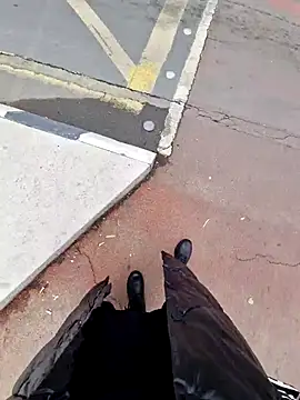 Snapshot of Ina_HotX chatting on December 4, 2024, 1:31 pm Ina HotX online show from December 4, 2024, 1:31 pm