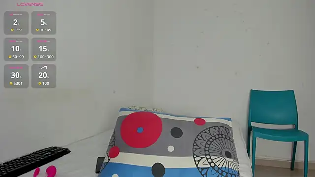 Snapshot of Maya_Graham chatting on August 7, 2026, 5:48 pm Maya Graham online show from August 7, 2026, 5:48 pm