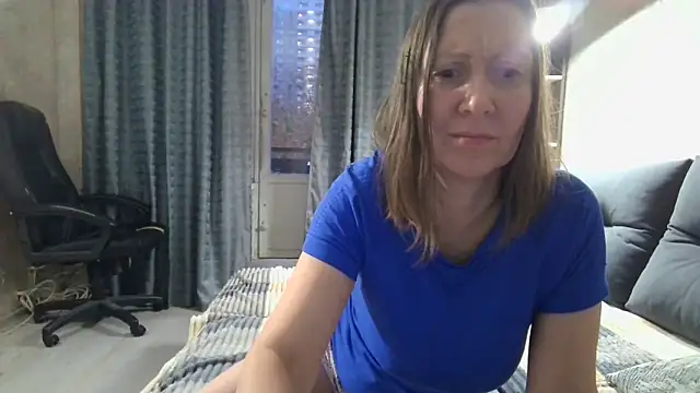 WindChristy online show from October 11, 2025, 3:39 am