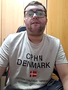 Javier bear online show from September 12, 2025, 12:38 pm