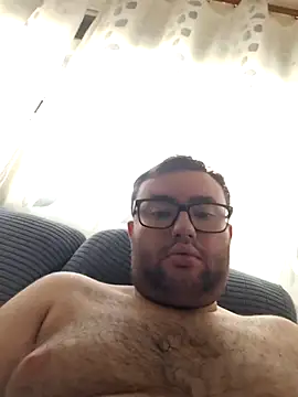 Javier bear online show from September 18, 2025, 1:13 pm