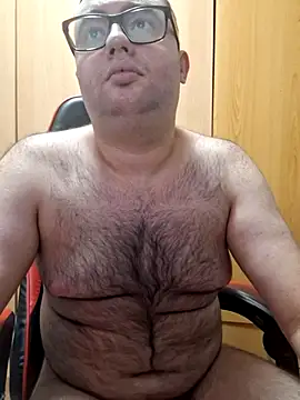 Javier bear online show from October 19, 2025, 9:37 pm