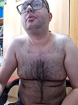 Snapshot of Javier_bear chatting on May 10, 2026, 12:10 pm Javier bear online show from May 10, 2026, 12:10 pm