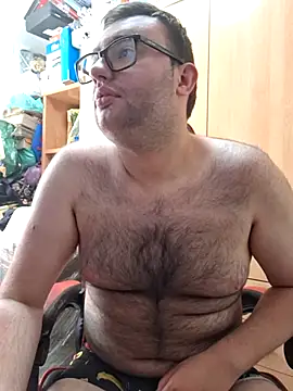Snapshot of Javier_bear chatting on May 12, 2026, 9:28 am Javier bear online show from May 12, 2026, 9:28 am