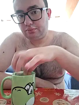Snapshot of Javier_bear chatting on May 16, 2026, 10:36 am Javier bear online show from May 16, 2026, 10:36 am
