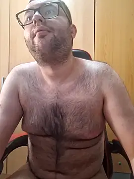 Snapshot of Javier_bear chatting on May 26, 2026, 2:02 pm Javier bear online show from May 26, 2026, 2:02 pm