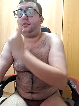 Snapshot of Javier_bear chatting on May 31, 2026, 9:16 pm Javier bear online show from May 31, 2026, 9:16 pm