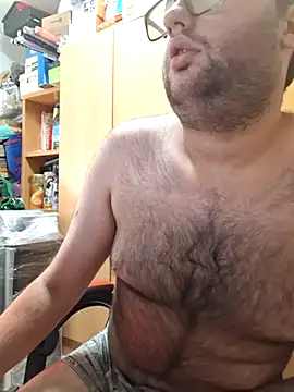 Snapshot of Javier_bear chatting on June 27, 2026, 9:58 am Javier bear online show from June 27, 2026, 9:58 am