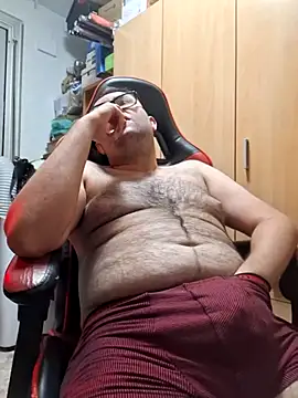 Snapshot of Javier_bear chatting on July 22, 2026, 9:17 pm Javier bear online show from July 22, 2026, 9:17 pm