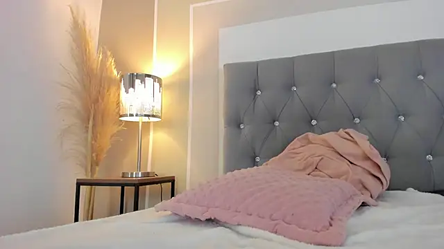 mailin18 online show from January 21, 2025, 4:32 am