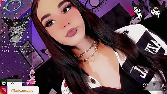 Snapshot of kimMaddiee chatting on October 1, 2025, 5:57 am kimMaddiee online show from October 1, 2025, 5:57 am