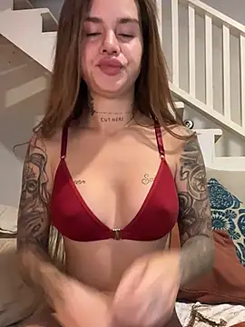 EmiliaCatalina online show from February 7, 2025, 12:09 am