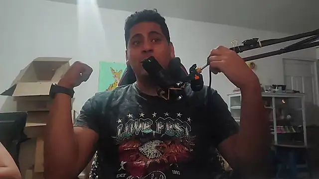 ElferXXX online show from October 27, 2025, 2:37 am