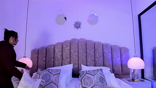 victoria cooper3 online show from March 8, 2026, 12:20 pm