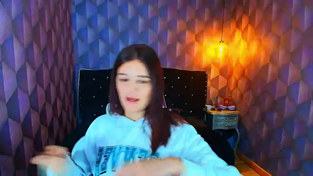 LiaHarryis online show from February 25, 2026, 6:06 pm