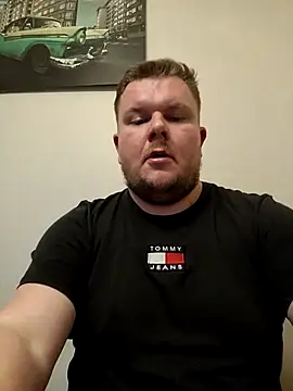 Snapshot of titovilan_PL chatting on February 25, 2025, 6:20 pm titovilan PL online show from February 25, 2025, 6:20 pm