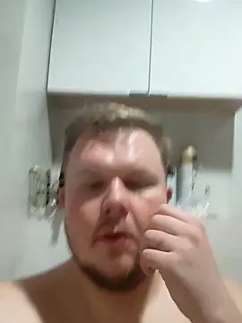 Snapshot of titovilan_PL chatting on March 13, 2026, 2:51 am titovilan PL online show from March 13, 2026, 2:51 am