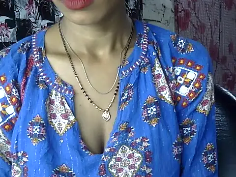 Snapshot of Anjali_Milsi chatting on October 6, 2025, 3:48 am Anjali Milsi online show from October 6, 2025, 3:48 am