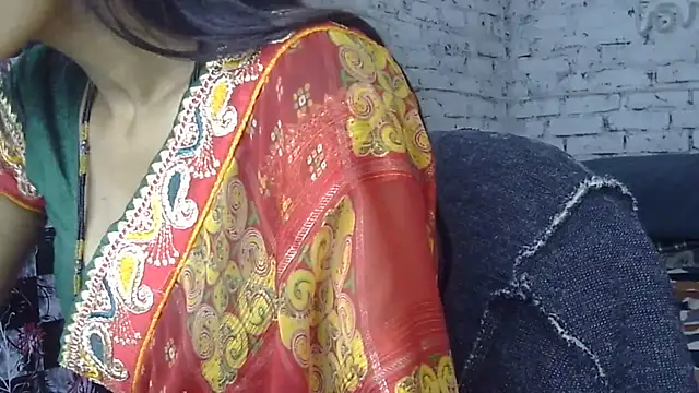 Snapshot of Anjali_Milsi chatting on November 26, 2025, 5:19 am Anjali Milsi online show from November 26, 2025, 5:19 am