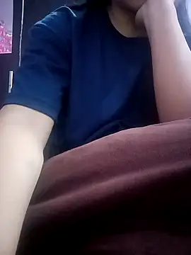 Snapshot of Harpreet_49 chatting on December 28, 2024, 6:17 am Harpreet 49 online show from December 28, 2024, 6:17 am