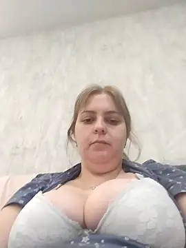 Lady nice cat online show from October 18, 2025, 4:30 pm