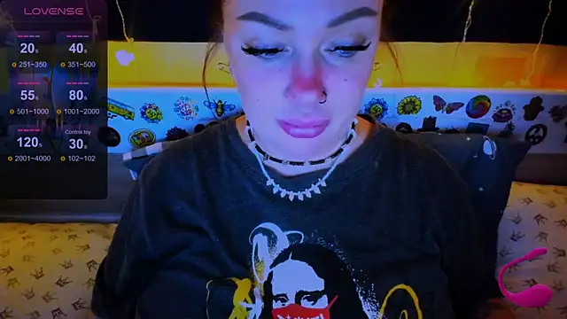 EllieOz online show from March 5, 2025, 3:07 pm