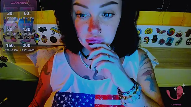 EllieOz online show from November 29, 2025, 3:15 pm