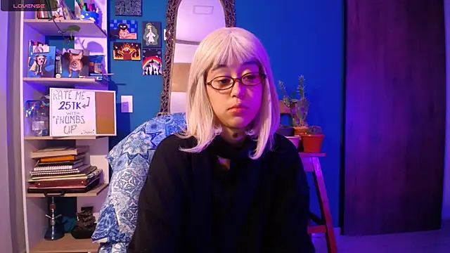 Snapshot of ela_0 chatting on November 8, 2025, 6:57 am ela 0 online show from November 8, 2025, 6:57 am