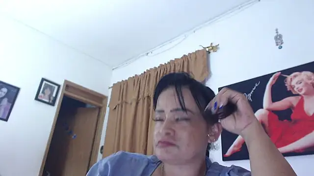 seleneh online show from December 22, 2024, 11:31 pm