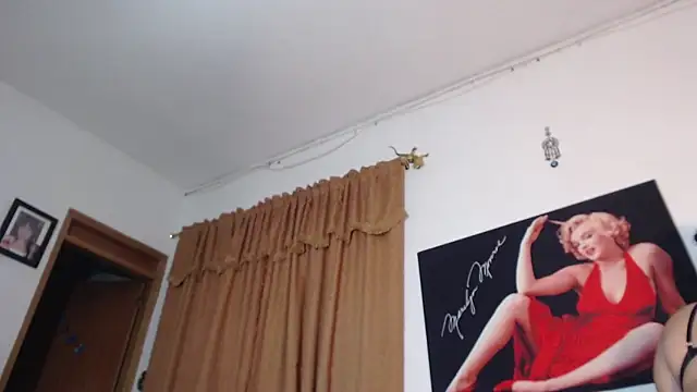 seleneh online show from January 11, 2025, 6:54 pm