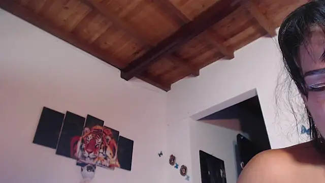 seleneh online show from February 13, 2025, 9:49 pm