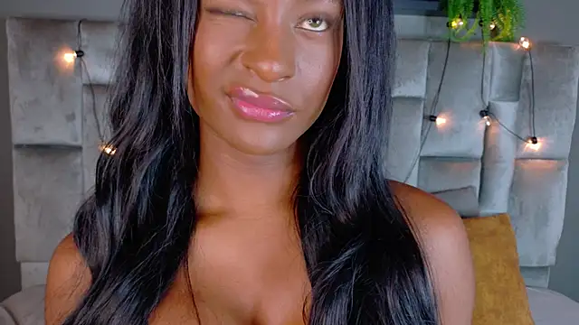 Snapshot of nahomi_campbell chatting on July 23, 2026, 9:24 pm nahomi campbell online show from July 23, 2026, 9:24 pm