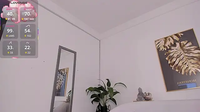 Snapshot of Amina_hafsa chatting on October 11, 2025, 8:07 pm Amina hafsa online show from October 11, 2025, 8:07 pm