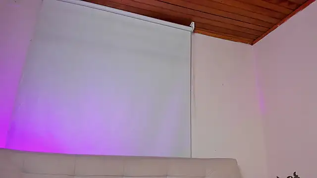 roselinedior online show from January 5, 2025, 7:49 pm